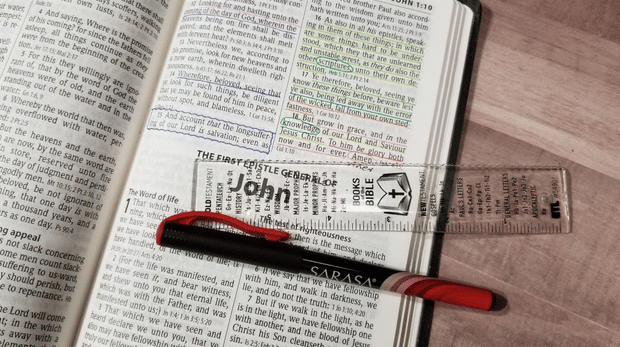 Libros CLEAR flexibles de 6 pulgadas de la Regla/Marcador de la Biblia