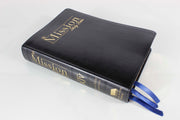 La Biblia de Estudio Misionera con Comentario de EGW en 3 Colores: Ónix Negro/Zafiro y Plata de Dos Tonos o Castaño de 2 Tonos